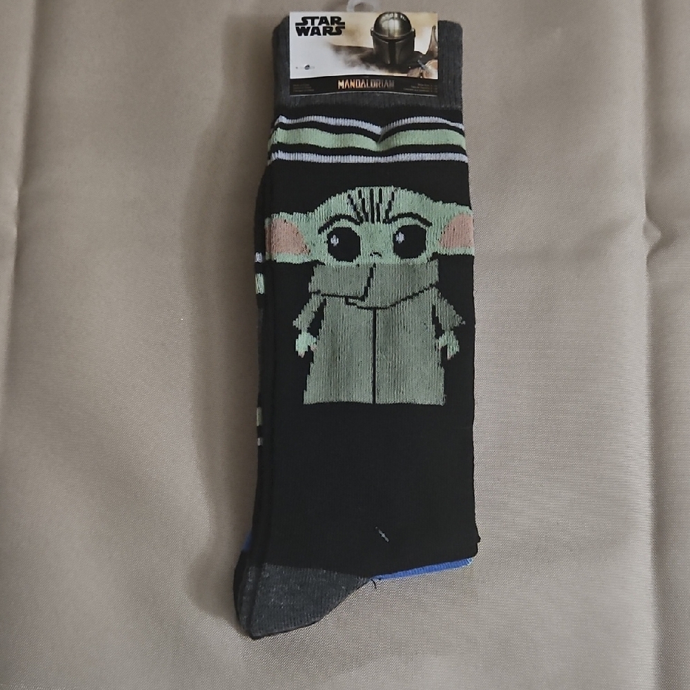 Star Wars Mandalorian Black and Green Casual Socks